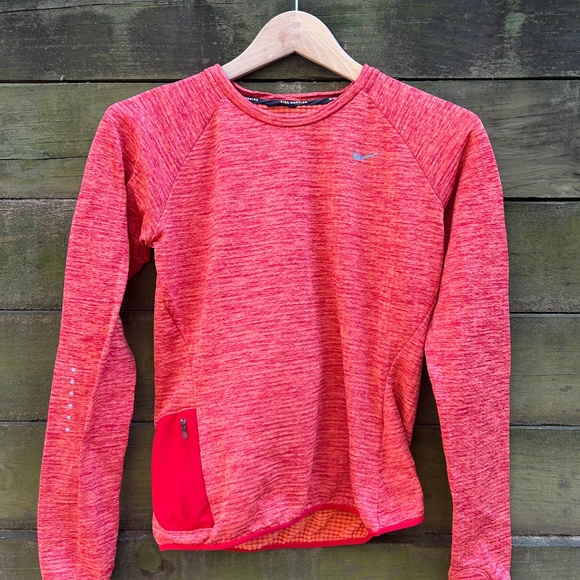 Nike Dry Fit Red Top - Picture 1 of 6